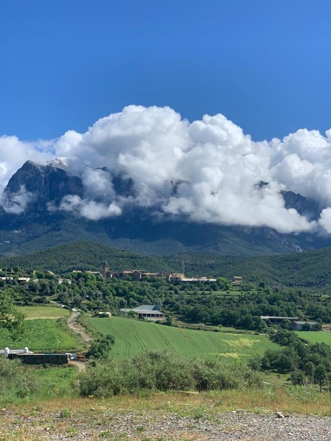 Ferienwohnung Preciosas Vistas A La Montana, Luminoso Y Acogedor El Pueyo de Araguás Exterior foto